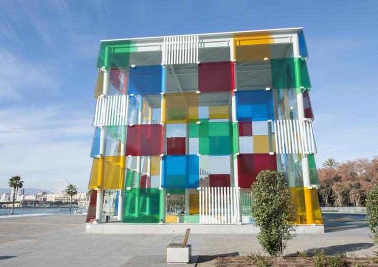 Charming Apartment On The Beach - Pool And Parking Málaga Exteriör bild